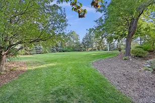 5690 S Beech Cir, Greenwood Village, CO 80121 - Photo 16