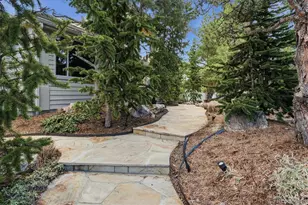 38 Lark Bunting Ln, Littleton, CO 80127 - Photo 2