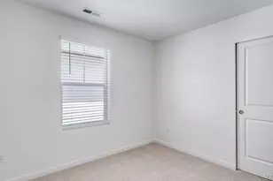 677 N Ukraine St, Aurora, CO 80018 - Photo 22