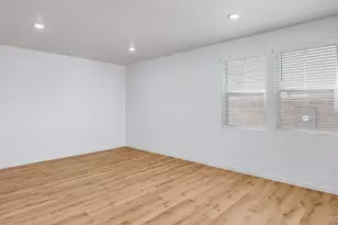 677 N Ukraine St, Aurora, CO 80018 - Photo 10