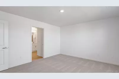 677 N Ukraine Street, Aurora, CO 80018 - Photo 18