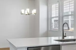 677 N Ukraine St, Aurora, CO 80018 - Photo 14