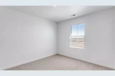 677 N Ukraine Street, Aurora, CO 80018 - Photo 24