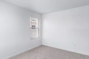 677 N Ukraine St, Aurora, CO 80018 - Photo 28