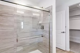 677 N Ukraine St, Aurora, CO 80018 - Photo 20