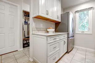 8210 S Fillmore Cir, Centennial, CO 80122 - Photo 6