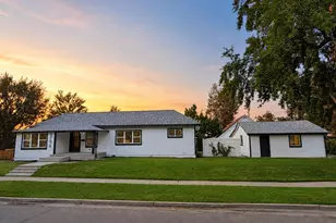 5755 W 43rd Ave, Denver, CO 80212 - Photo 2