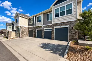 23588 E Ida Dr, Aurora, CO 80016 - Photo 26