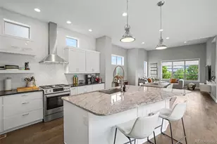 9761 Taylor River Cir, Littleton, CO 80125 - Photo 10