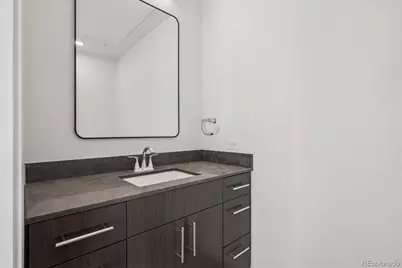 639 29th St #200, Denver, CO 80205 - Photo 8