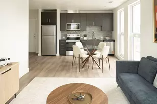 639 29th St, Denver, CO 80205 - Photo 2