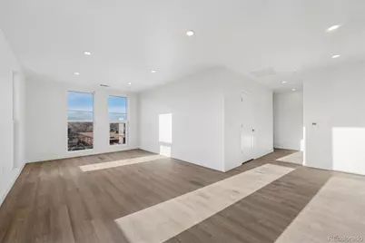 639 29th St #200, Denver, CO 80205 - Photo 4