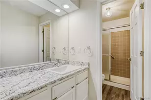 204 S Eagle Cir, Aurora, CO 80012 - Photo 24