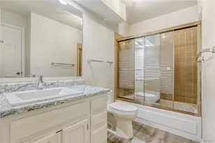 204 S Eagle Cir, Aurora, CO 80012 - Photo 20
