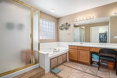 5569 S Helena Street, Centennial, CO 80015 - Photo 28