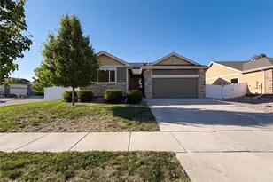 948 Scotch Pine Dr, Windsor, CO 80550 - Photo 1