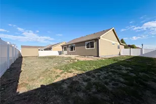 948 Scotch Pine Dr, Windsor, CO 80550 - Photo 26