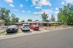 5543 Newland Way, Arvada, CO 80002 - Photo 2