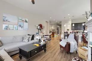 7621 S Queensburg Way, Aurora, CO 80016 - Photo 8