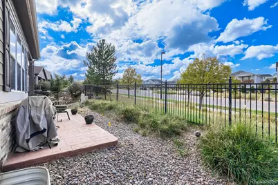 7621 S Queensburg Way, Aurora, CO 80016 - Photo 26