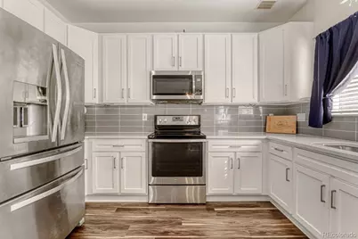 19706 E 58th Drive, Aurora, CO 80019 - Photo 10