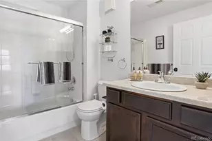 5703 N Gibralter Way, Aurora, CO 80019 - Photo 12