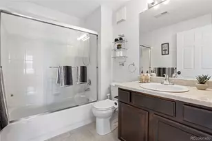 5703 N Gibralter Way, Aurora, CO 80019 - Photo 22