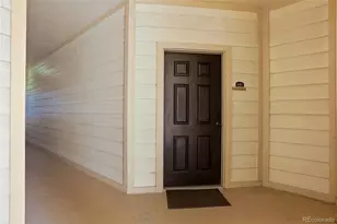 5703 N Gibralter Way, Aurora, CO 80019 - Photo 32