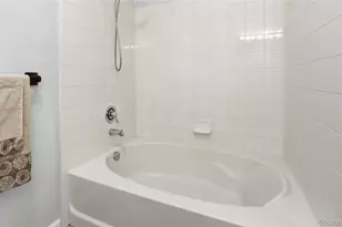 5703 N Gibralter Way, Aurora, CO 80019 - Photo 14