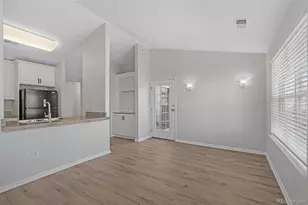 3884 S Dallas Cir, Aurora, CO 80014 - Photo 4