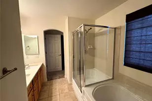 8300 Fairmount Dr, Denver, CO 80247 - Photo 18