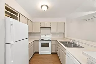4460 S Pitkin St, Aurora, CO 80015 - Photo 14