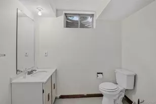 336 Oakland St, Aurora, CO 80010 - Photo 24