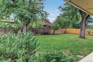 336 Oakland St, Aurora, CO 80010 - Photo 32