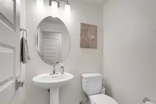 19562 E Sunset Cir, Aurora, CO 80015 - Photo 14