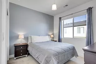 19562 E Sunset Cir, Aurora, CO 80015 - Photo 20