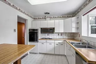 722 S Holly St, Denver, CO 80246 - Photo 8