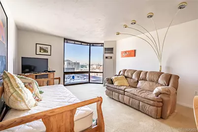1625 Larimer Street #1608, Denver, CO 80202 - Photo 12