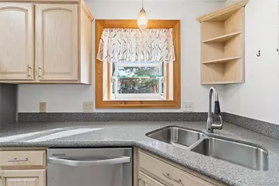 675 W Fremont Drive, Littleton, CO 80120 - Photo 16