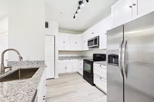 3890 S Dayton St, Aurora, CO 80014 - Photo 10