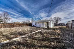 1935 S Hazel Ct, Denver, CO 80219 - Photo 32