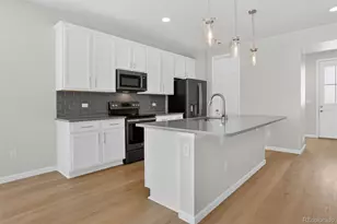 26984 E Archer Ave, Aurora, CO 80018 - Photo 12