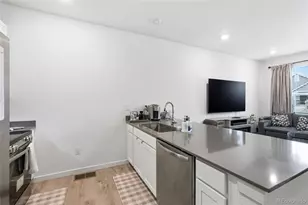 2014 S Gold Bug Wy, Aurora, CO 80018 - Photo 6