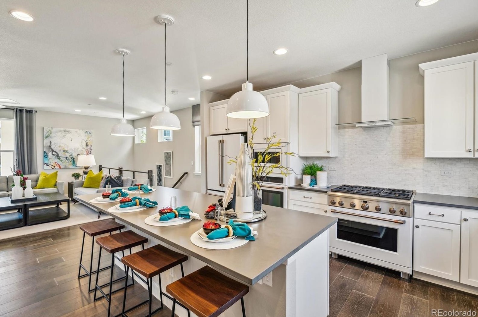 5089 Queen Ct, Littleton CO 80127-3302 exterior