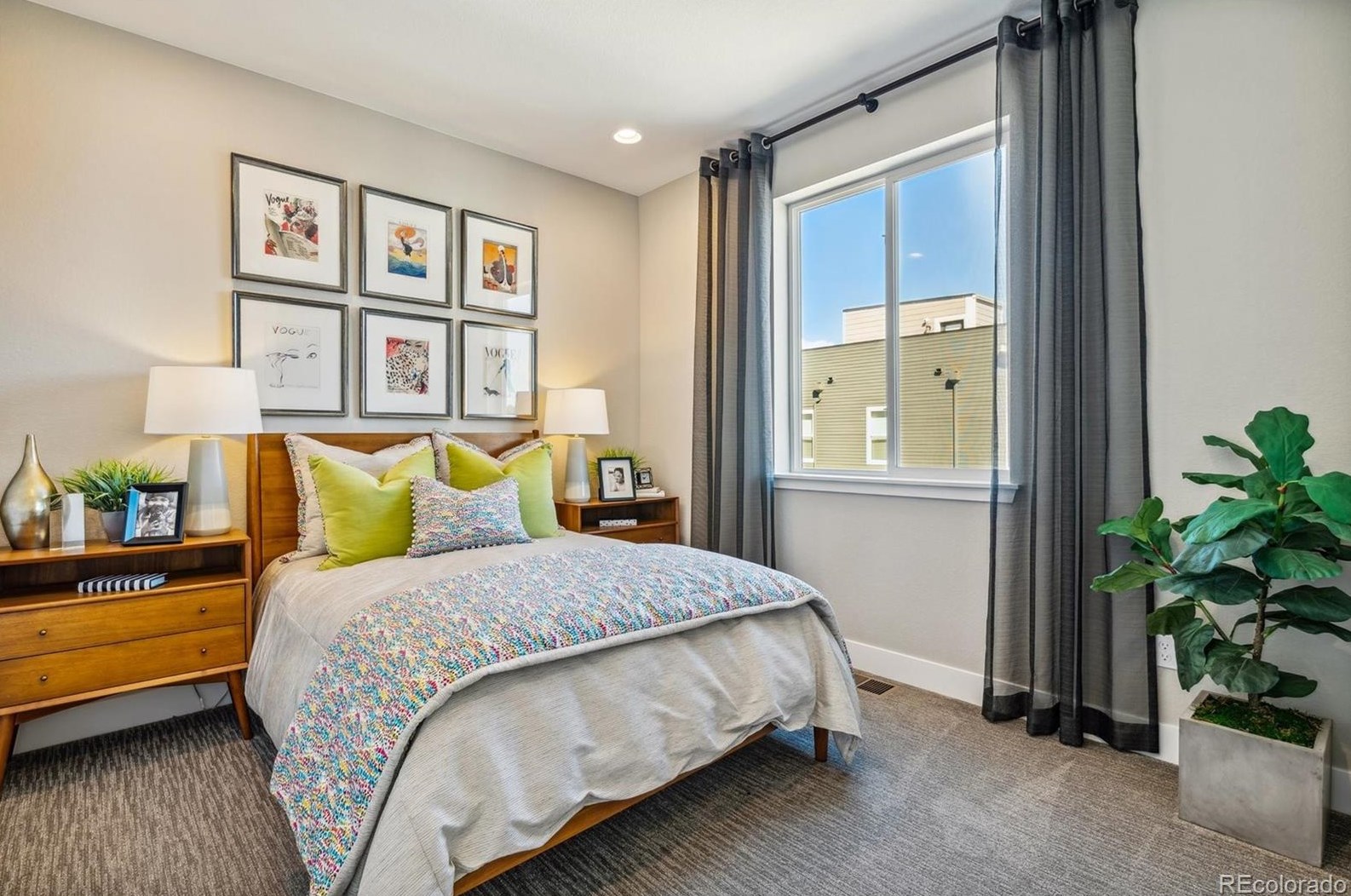 5089 Queen Ct, Littleton CO 80127-3302 exterior