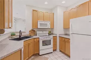 4025 S Dillon Way, Aurora, CO 80014 - Photo 6