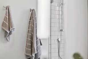 35 W Byers Pl, Denver, CO 80223 - Photo 20