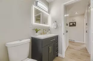 414 S Worchester Way, Aurora, CO 80012 - Photo 14