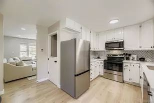 414 S Worchester Way, Aurora, CO 80012 - Photo 6