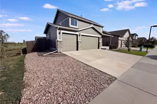 2084 Basil St, Strasburg, CO 80136 - Photo 28